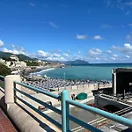 Appartamento A Genova Con Parcheggio Privato A Due Passi Dal Mare